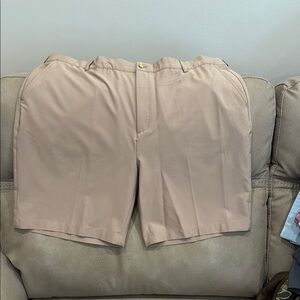Greg Norman Collection Tan Athletic Shorts with Classic Design